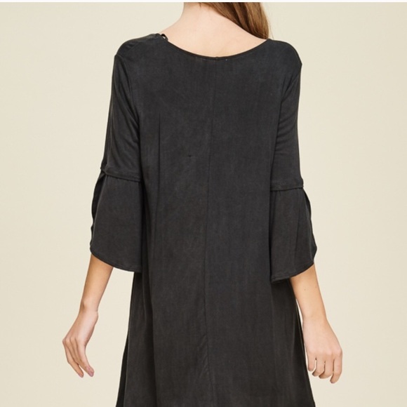 ✨Black Bell Sleeve Dress - Picture 4 of 4